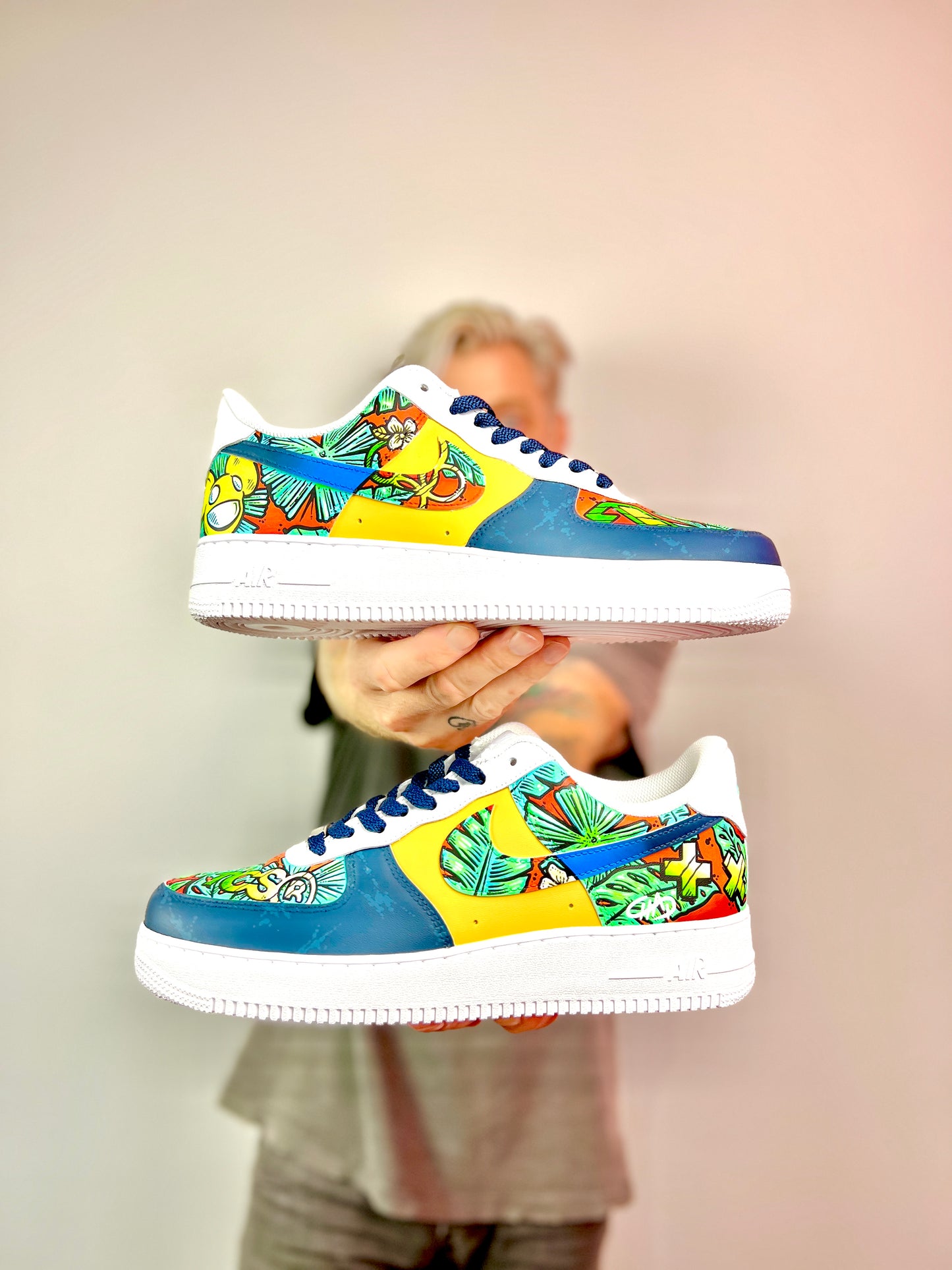 Bacardi X Ilesoniq X Chad Cantcolor - Festival collab Nike AF1 Sneakers