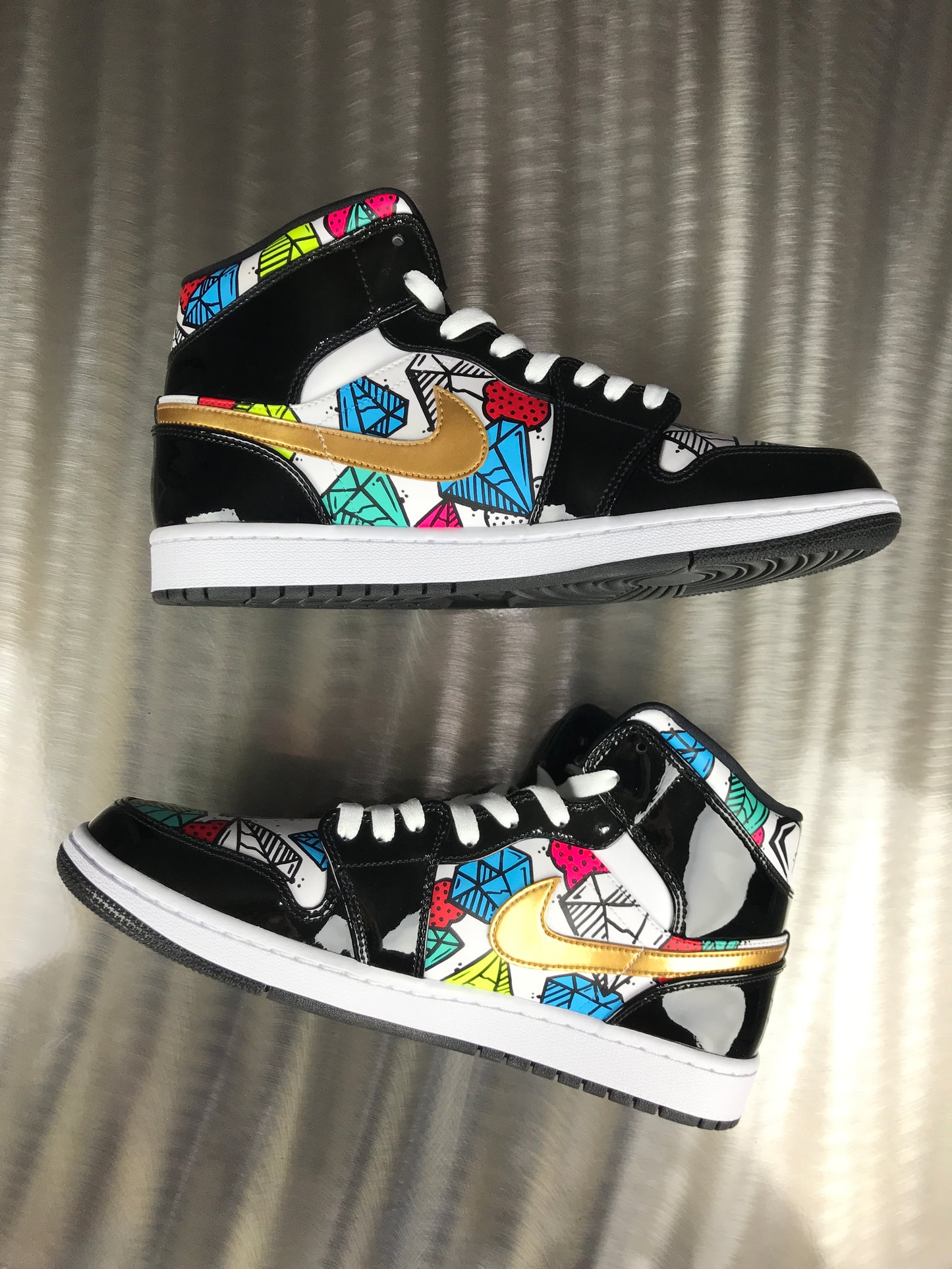 Shine Bright - Nike Jordan Retro 1 shoes